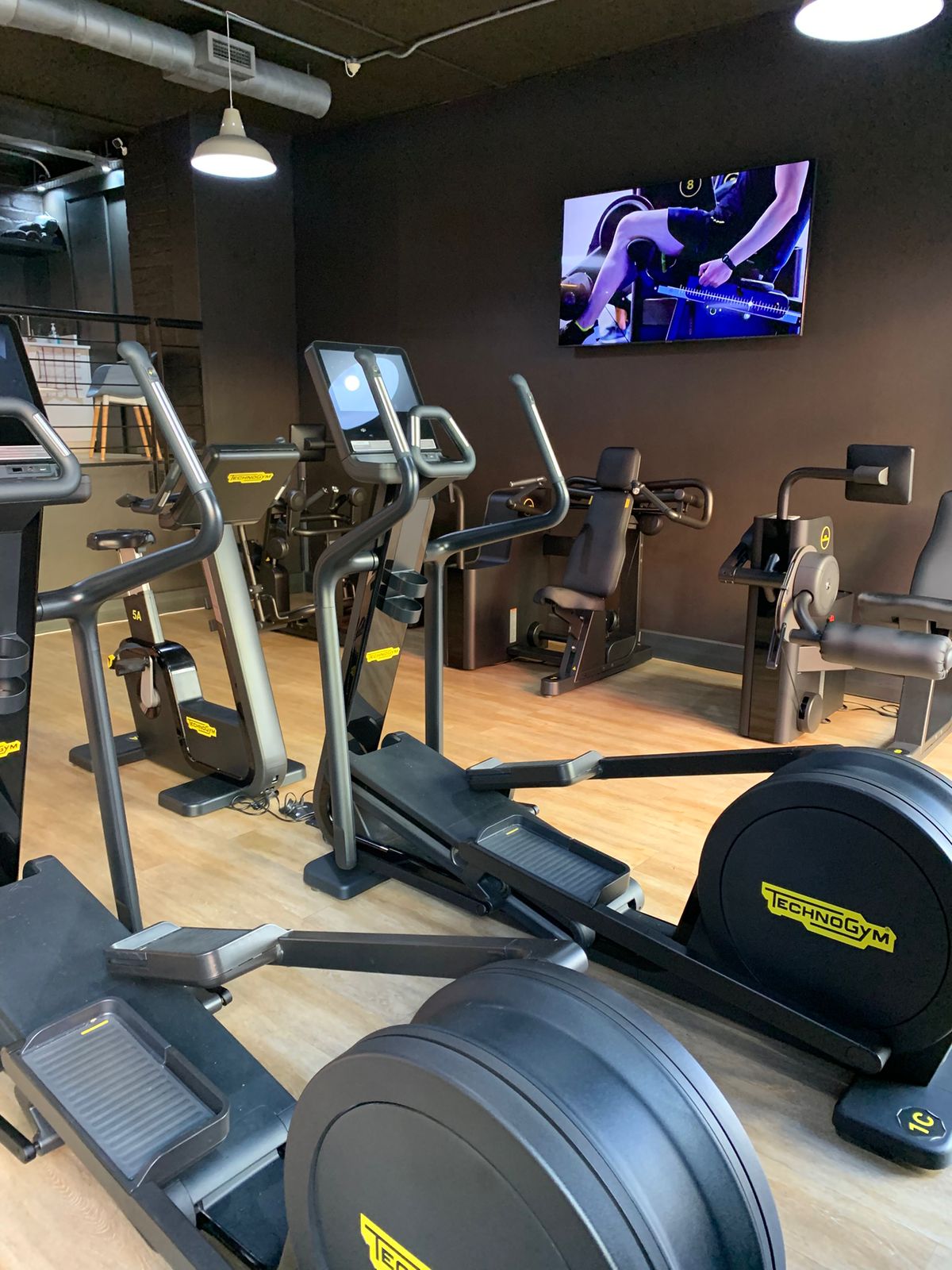 Threezero full cardio floor